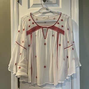 Anthropologie Floreat Embroidered Bell Sleeve Blouse White Red Boho Size 6 b6